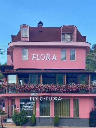 Отель Family Hotel Flora Златоград-0